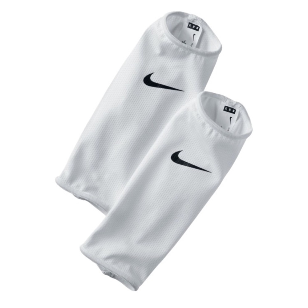 NIKE guard lock sleeves